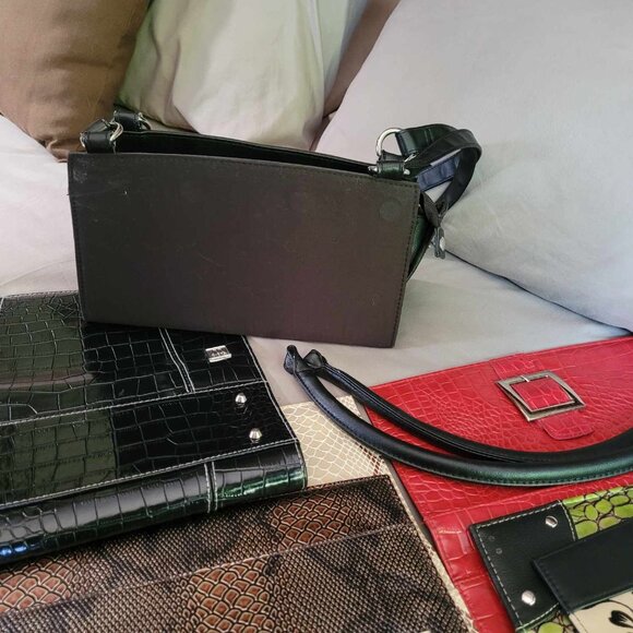 MICHE interchangable hand bag and 11 shells - Picture 5 of 11